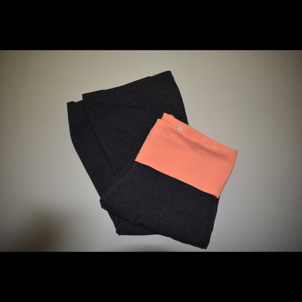 Victoria’s Secret Dark Gray Yoga Pants!